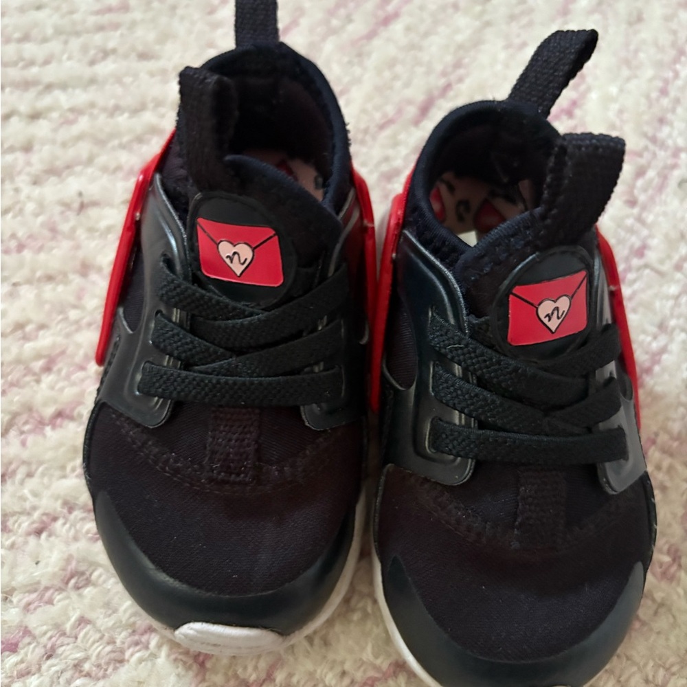 Nike Kids Black and Red Sneakers